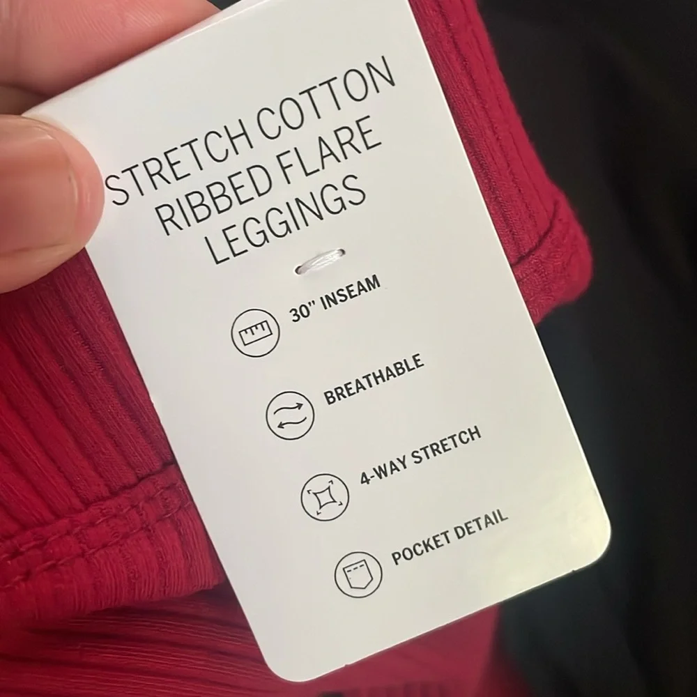 Set of 2 Victoria's Secret Ribbed High-Rise Flare Leggings in Red and Black - Picture 4 of 8